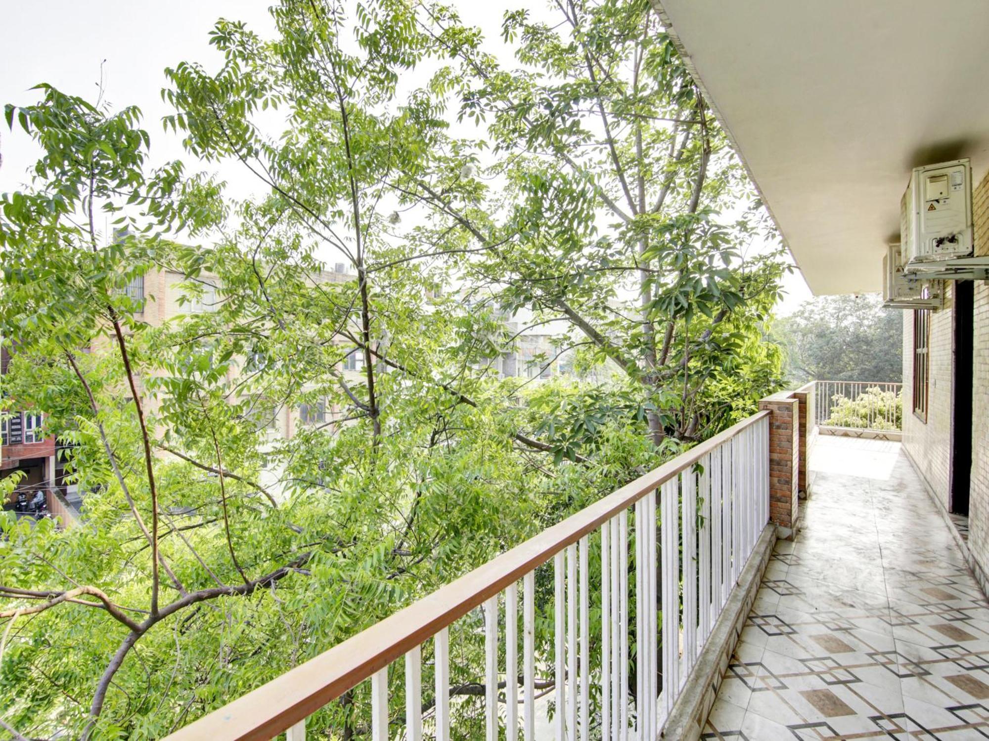 Hotel O Kailash Inn Új-Delhi Kültér fotó