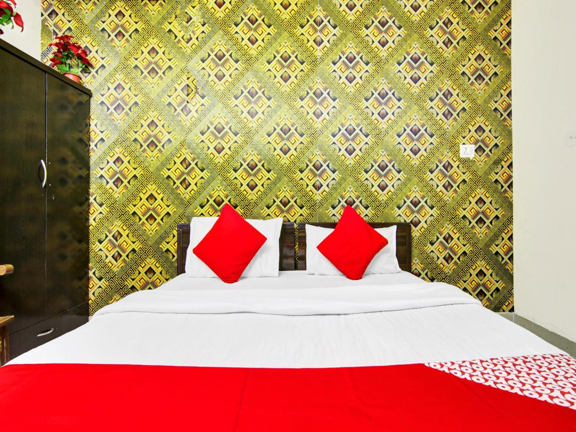 Hotel O Kailash Inn Új-Delhi Kültér fotó
